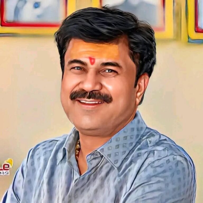 संतोष देशमुख हत्या प्रकरण: वाल्मिक कराड सीआयडी समोर शरण