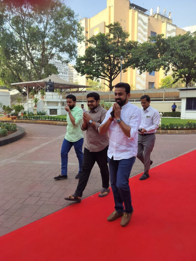 तरुण तुर्कांची परंपरा आणि जपणारी नवी जोडी: रोहित दादा पाटील आणि सुहास भैया बाबर