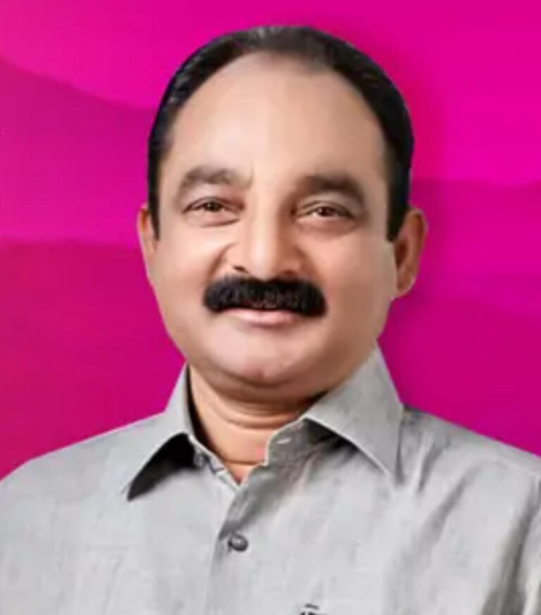 मकरंद पाटलांचे साताऱ्यात जोरदार स्वागत: “जिल्ह्याला न्याय देण्यावर भर; पालकमंत्री पदाच्या शर्यतीत नाही”